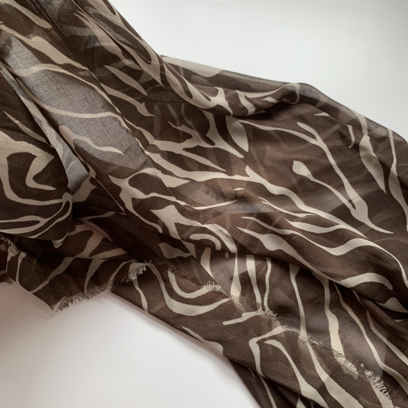 Шал със зебров модел, Modal плат, проста тъкан, зимно топло