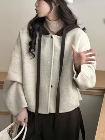 Дамско палто от вълна със свободен силует, бат ръкав, качулка, плат от смесена вълна, средна дължина