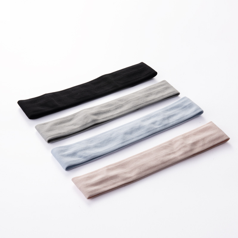 Mybeth спортна лента за глава — абсорбира пот, вътрешна силиконова антихлъзгаща подложка, полиестер + еластан, подходяща за бягане, фитнес, колоездене и баскетбол