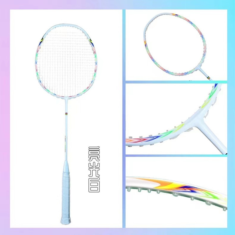 Бадминтон ракета с пълна карбонова рамка, дължина 675 мм, тегло 75–79 г, дръжка G5