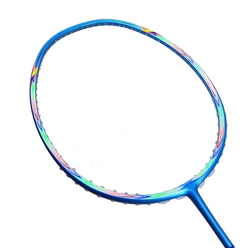 Бадминтон ракета с пълна карбонова рамка, дължина 675 мм, тегло 75–79 г, дръжка G5