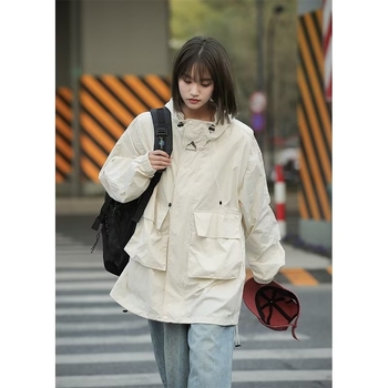 Jakna s kapuljom, zaštita od sunca, lagana, high street stil, 95% poliester, zip zatvarač, trodimenzionalni patch džepovi