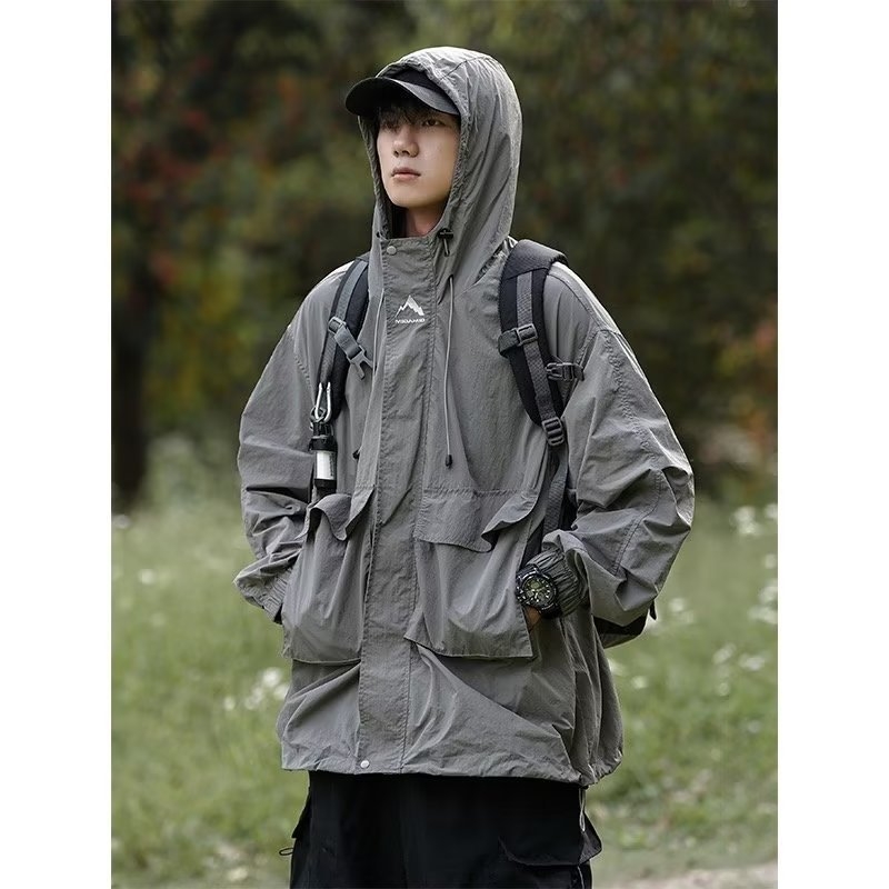 Jakna s kapuljom, zaštita od sunca, lagana, high street stil, 95% poliester, zip zatvarač, trodimenzionalni patch džepovi