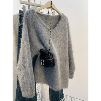 Pulover od acrila s Mink velurom, debeo, slobodan kroj, halter ovratnik, dugi rukavi s lepršavim završetkom