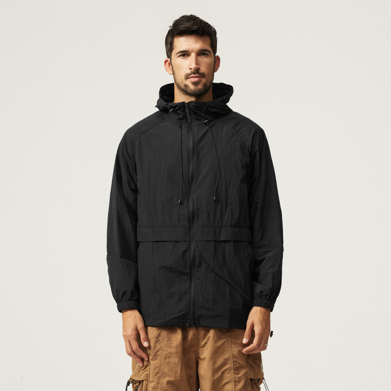 Muška jakna s ice silk materijalom, kapuljom, zatvaračem, UPF40+ zaštita od sunca, širokog kroja