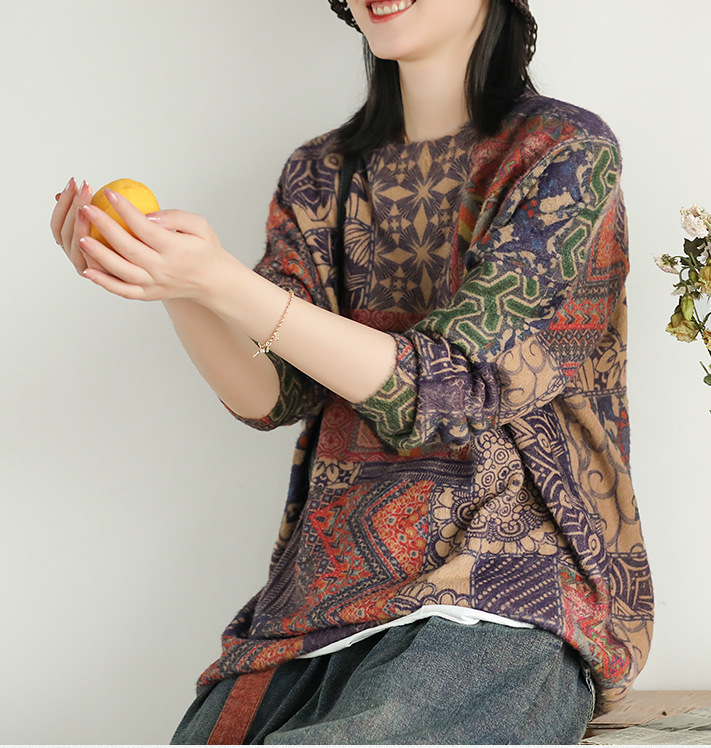 Puls s etno-retro stilom, dugi rukavi, okrugli izrez, s imitacijom velura i geometrijskim printom (Dugi rukavi; Okrugli izrez; Velur imitacija; Geometrijski print)