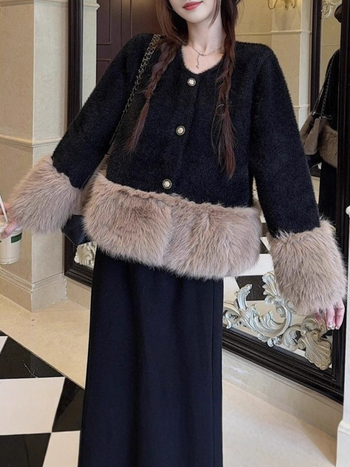 Debeli pleteni kardigan, smjesa poliester-spandeksa, okrugli ovratnik, dugi rukavi, patchwork u bojama, zatvaranje u jednom redu s višestrukim kopčama