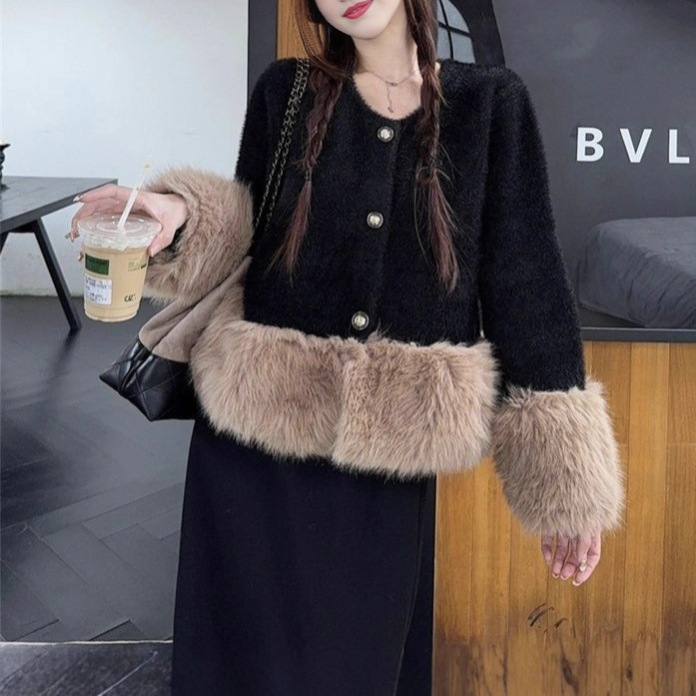 Debeli pleteni kardigan, smjesa poliester-spandeksa, okrugli ovratnik, dugi rukavi, patchwork u bojama, zatvaranje u jednom redu s višestrukim kopčama