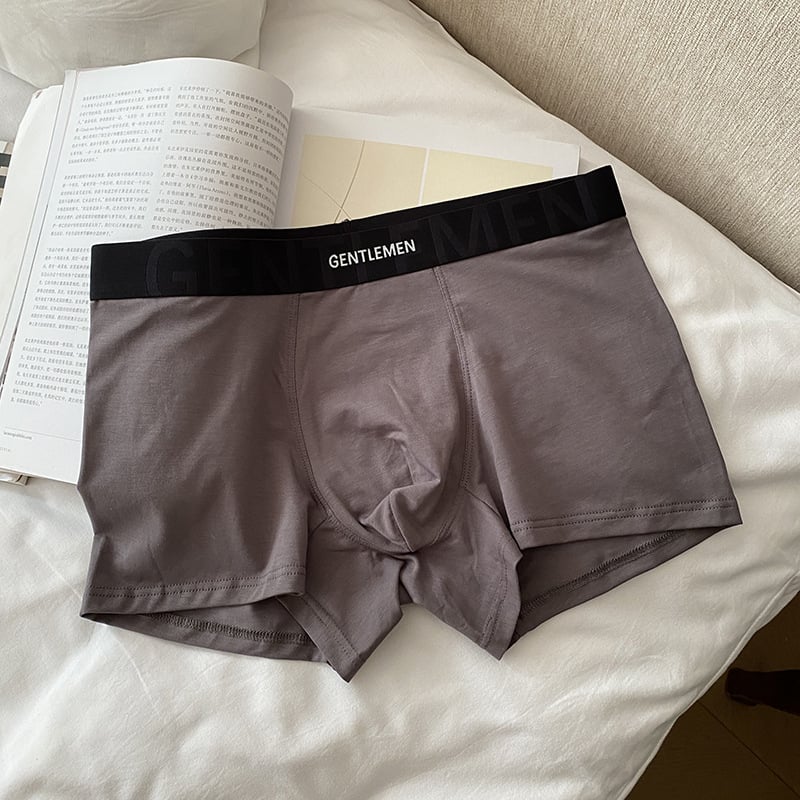 Férfi pamut alsónemű, lélegző és antibakteriális, középmagas derekú, egyszínű vagy színblokkok mintázat
