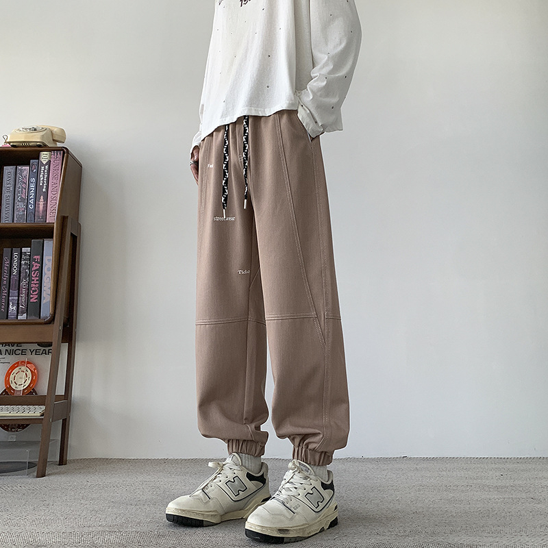 Farmerek egyenes szabású, középmagasságú derék, mikro-elasztikus, pamut anyag, őszi 2024 kiadás