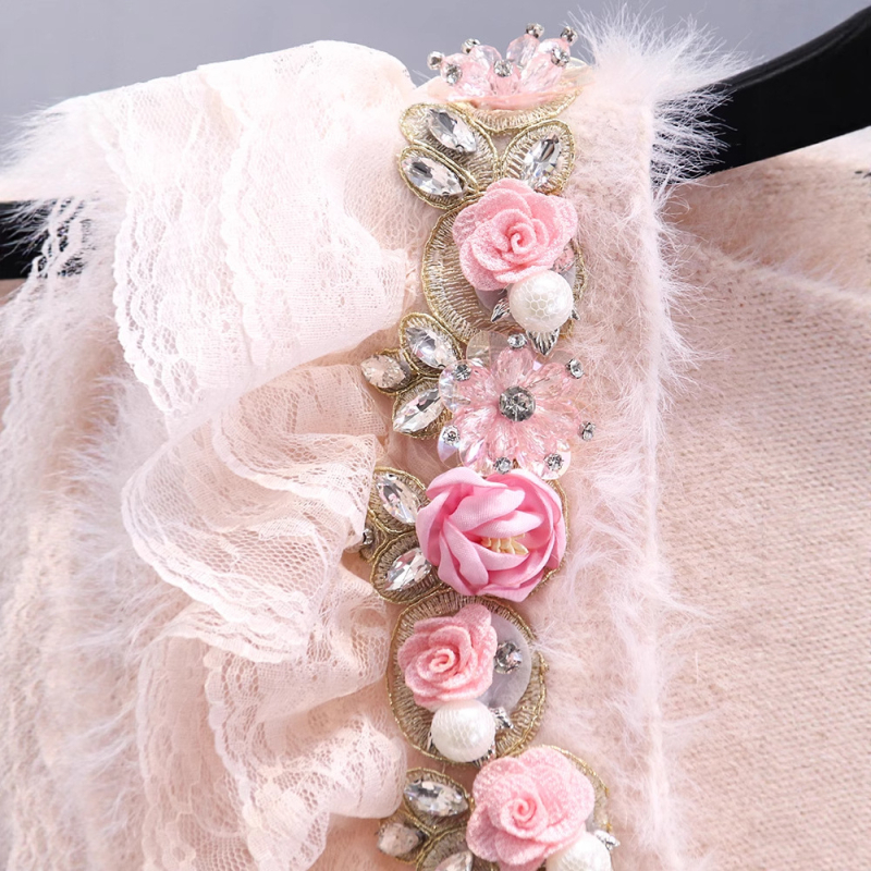 Ženski kardigan s cvjetnim perlama i rhinestones na mink baršunu, V-izrez, dugi rukavi, debeli pleteni