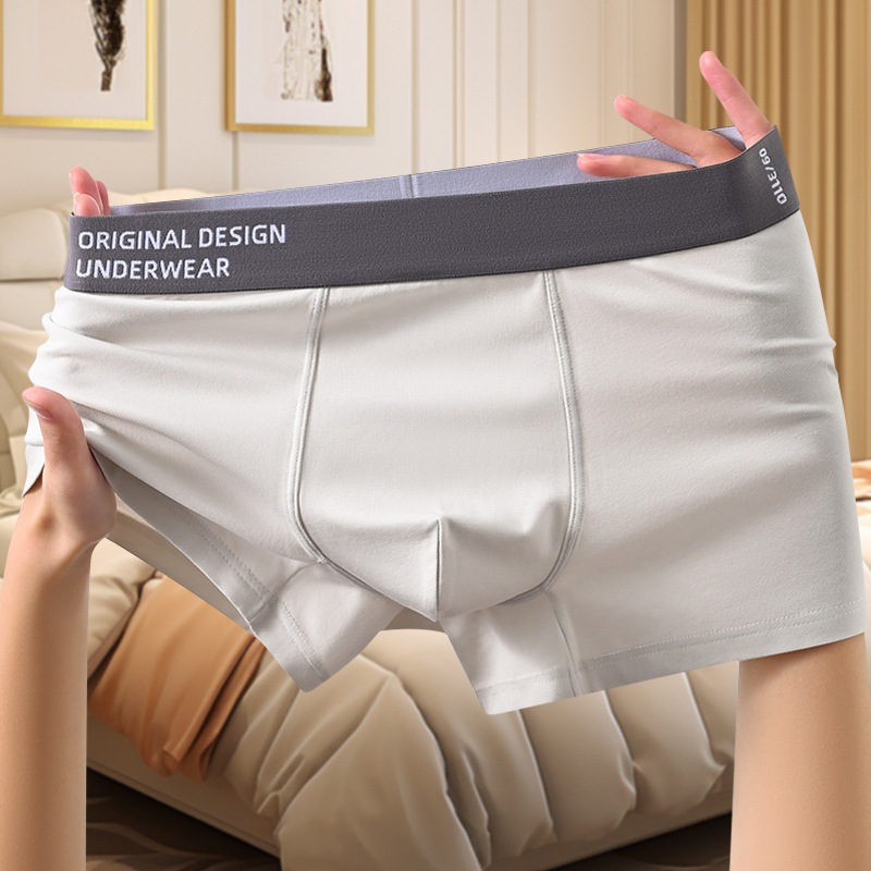 Boxeri pentru bărbați antibacterieni, respirabili, poliester principal 95–100%, căptușeala zonei inghinale 90–95% poliester, tricotate, talie medie