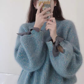 Hooded pulover u japansko-korejskom opuštenom stilu, gradientni pleteni materijal, poliester 70–80% i akril 20–30%, slobodan kroj, dugi rukavi