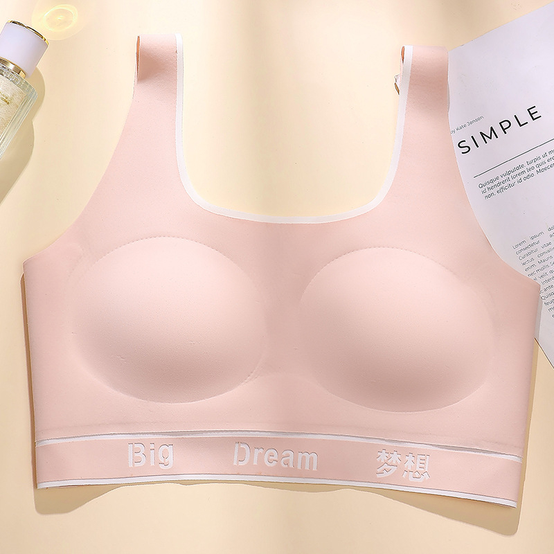 Χωρίς ραφές αθλητικό σουτιέν με στήριξη πλάτης — λεπτά διαμορφωμένες κύπελλες, πλήρη κύπελλα, σταθεροί διπλοί ιμάντες