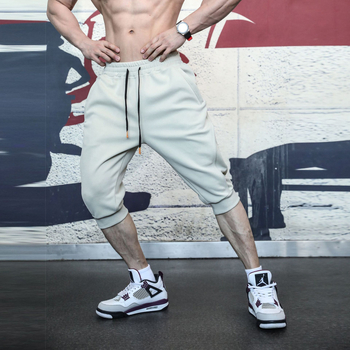 Muške cropped sportske šorceve od pamuka, casual stil, s zatvaračem na nozi i džepovima, slobodan kroj