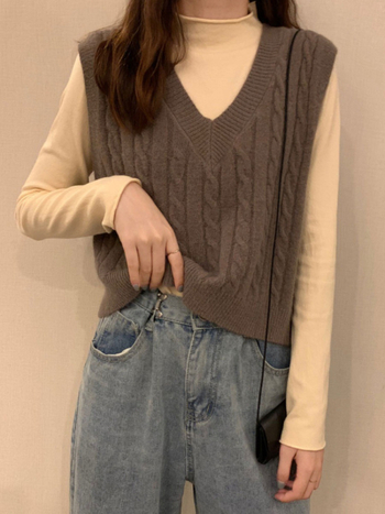 Женска жилетка с V-образно деколте, къса кройка, геометричен модел, корейски стил, есенно-зимна