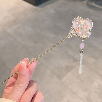 Hajcsat szilva virág motívummal — ötvözet, új kínai stílus, geometriai kivitel, elektroplattálás, testreszabható feldolgozás