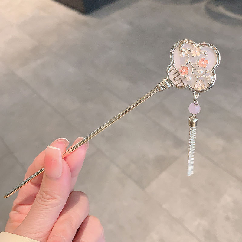 Hajcsat szilva virág motívummal — ötvözet, új kínai stílus, geometriai kivitel, elektroplattálás, testreszabható feldolgozás