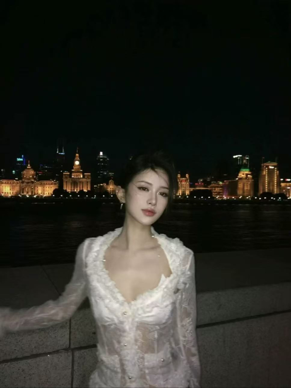 Női kardigán-top gyöngy virág brooch-szal, csipke sifon geometriai minta, karcsú szabás (Poliészter 70-80% / Elasztán 50-70%; Geometriai minta; V-nyak; Karcsú szabás)