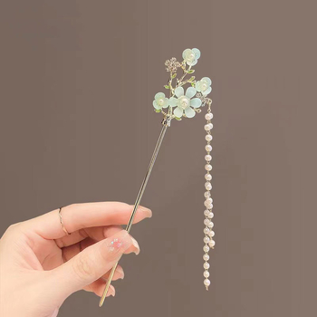 Fém hajcsat virágos mintázattal, antik stílus, gyöngyökkel díszített, Hanfu kiegészítő