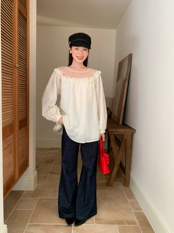 Blúz kapucnival és francia stílusban | poliészter anyag | paneles patchwork kivitel | lazított szabás | hosszú ujjú | kerek nyak