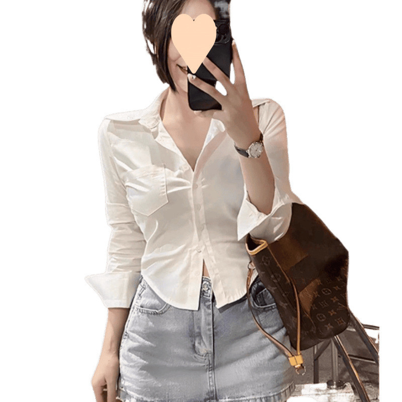 Álló galléros ing, fodros ujjakkal, absztrakt mintázat, modal szövet, elöl egy gombos zárás