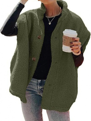 Жилетка-кардиган с ревера – изкуствен пух, средна дължина 65–80 см, свободен силует, едноцветен