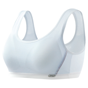 Dječji sportski grudnjak za djevojčice — faza 1 (otprilike 9–13 godina), trokutični košarice, tanke oblikovane košarice, pamuk materijal s svilenom podstavom, bez žice, čvrste dvostruke naramenice, prozračan