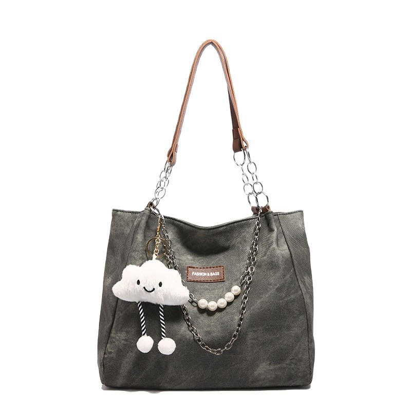 Τσάντα ώμου από PU δέρμα με επένδυση νάιλον, κλείσιμο με φερμουάρ, εσωτερικά τσεπάκια για κινητό και έγγραφα, 3D δομή, κάθετο τετράγωνο σχήμα, κυκλοφορία Χειμώνας 2024