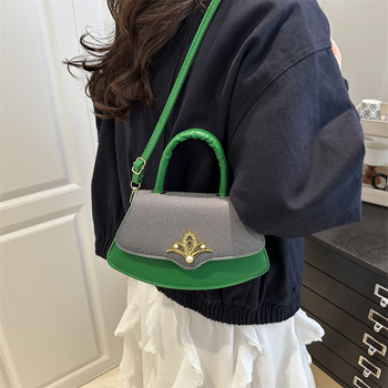 PU anyagú válltáska, városi egyszerű stílus, vízszintes négyzet alakú, cipzáras nyitás, poliészter bélés