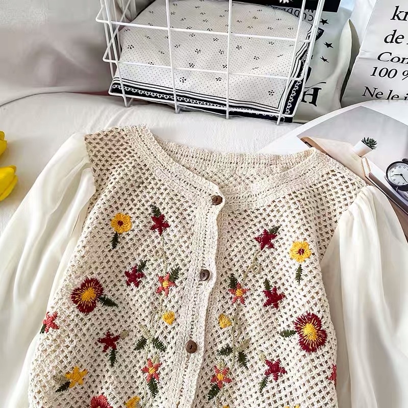 Ženska bluza s lampastim rukavima, V-dekolte, tanak šifon, pamuk baza, print s razlupanim cvijećem, slobodan kroj