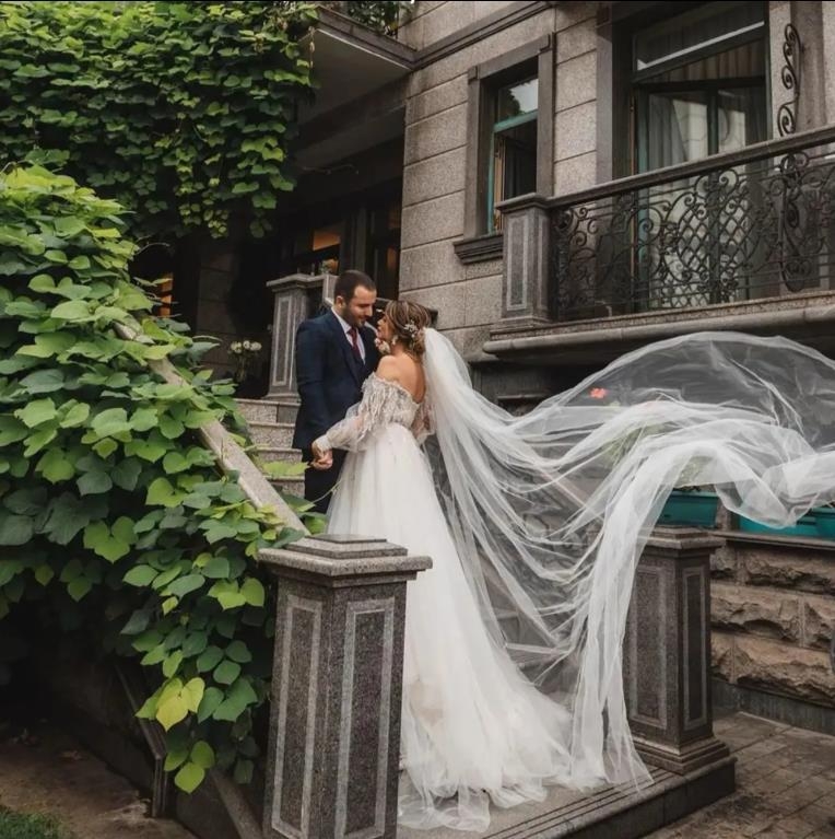 Vjenčani veo za glavu, katedralni stil, geometrijski oblik, pleteni materijal, elegantan ženski dodatak