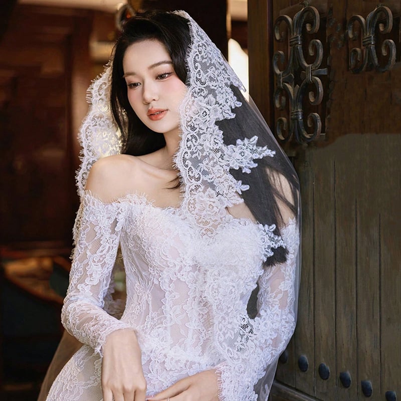 Vjenčani veo s ukosnicom za kosu, duljina 2 m, čipka s efektom trepavica, duga šlep, lagani luksuzni vintage stil