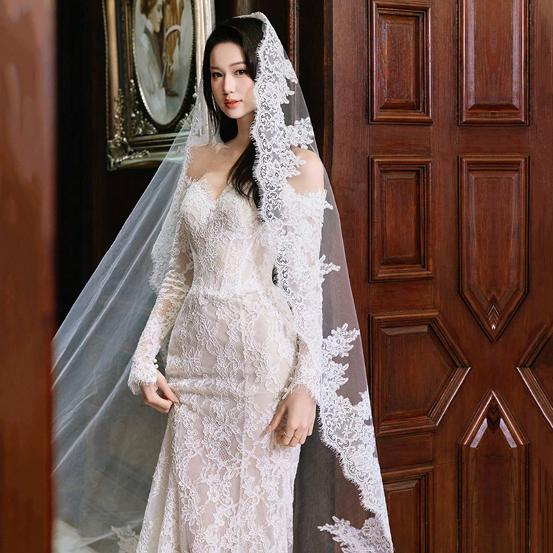 Vjenčani veo s ukosnicom za kosu, duljina 2 m, čipka s efektom trepavica, duga šlep, lagani luksuzni vintage stil