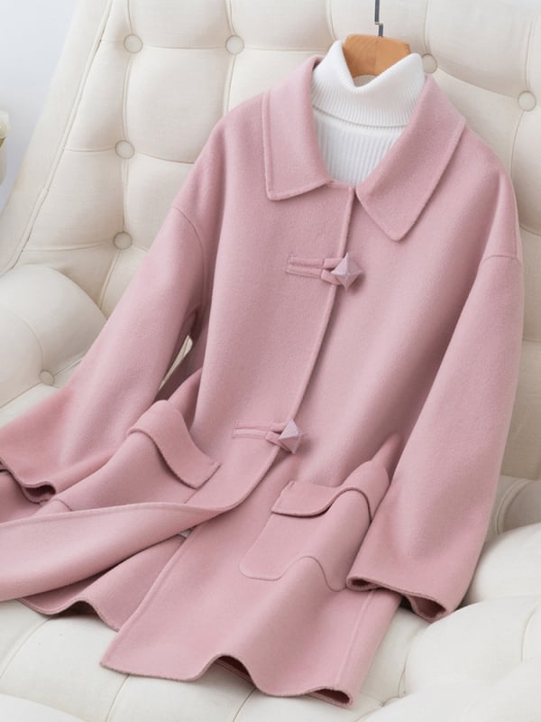 Дамско палто от 95% вълна, А‑образен силует, средна дължина, яка‑кукла, едноредово закопчаване