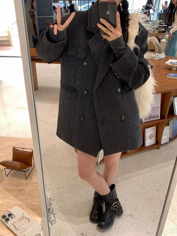 Jakna od poliestera s fleksom podstavom, geometrijskim uzorkom, dvostruko kopčanje, polo ovratnik, dugi rukavi