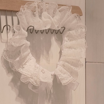 Lolita stil odvojivi ovratnik od čipke s cvjetnom ukrasom za vjenčanicu; Materijal: najlon vlakno; Uzorak: čipka; Širina: 14 cm; Podstava: cijeli najlon; Stil: čipkana mašna