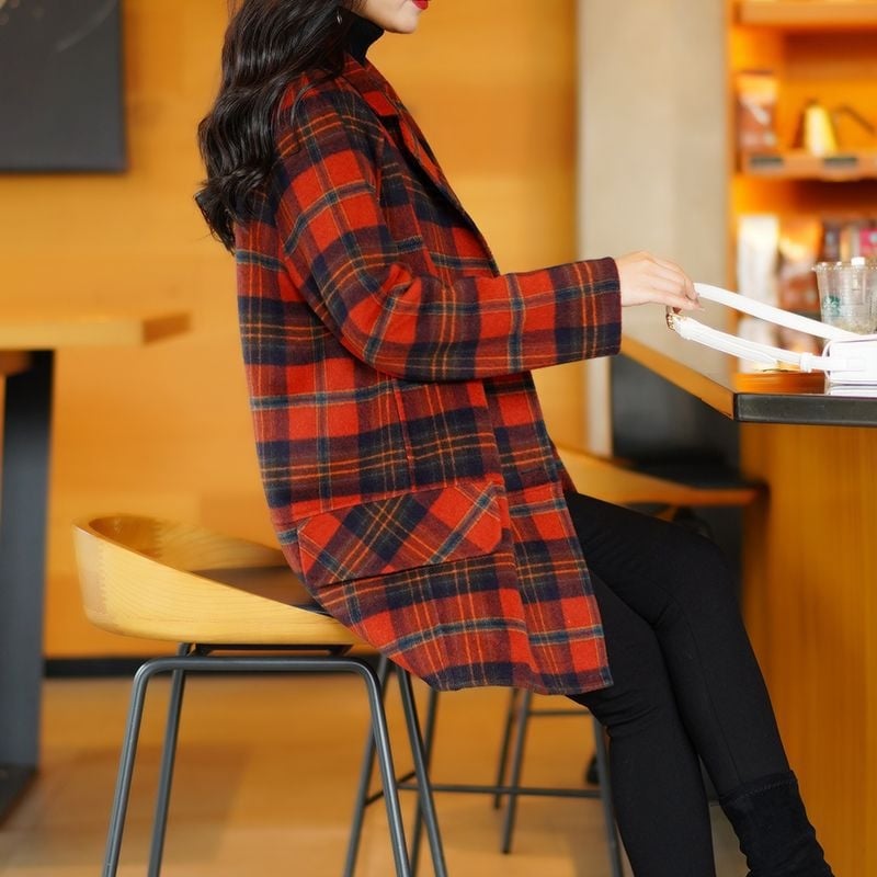 Дамско памучно палто с каре, средна дължина, дълги ръкави, костюмна яка, двойна редица копчета