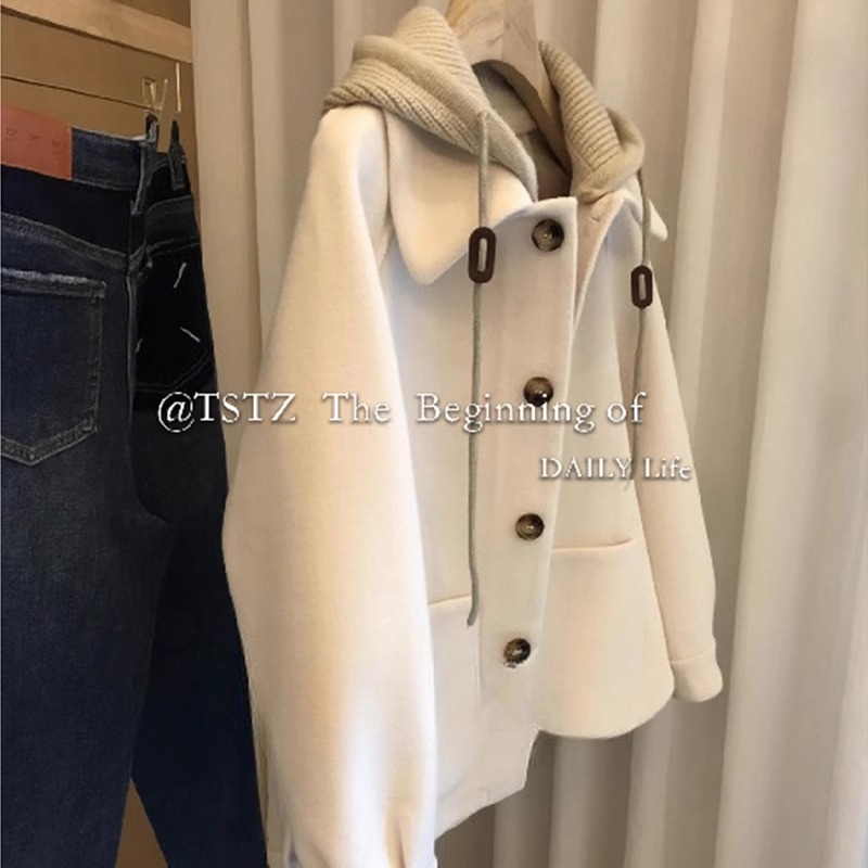 Ženski kaput s kapuljačom od vunenog materijala, kratka duljina 40–50 cm, visok struk, dugi rukavi, 3D asimetrična dekoracija, japansko-korejski ležerni stil