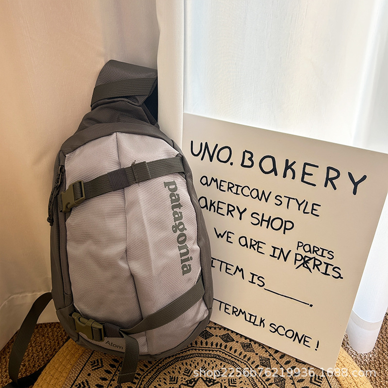 Спортна гръдна чанта за открити спортове с голям капацитет, дишащ Oxford плат, водоустойчива, презрамка през рамо