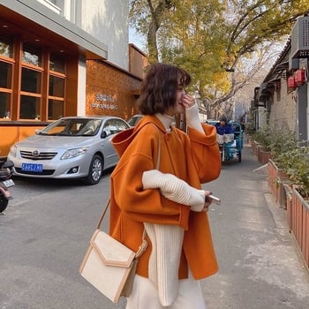 Дамско палто с качулка от Chenille, свободен силует, къс модел, ръкави 5/8