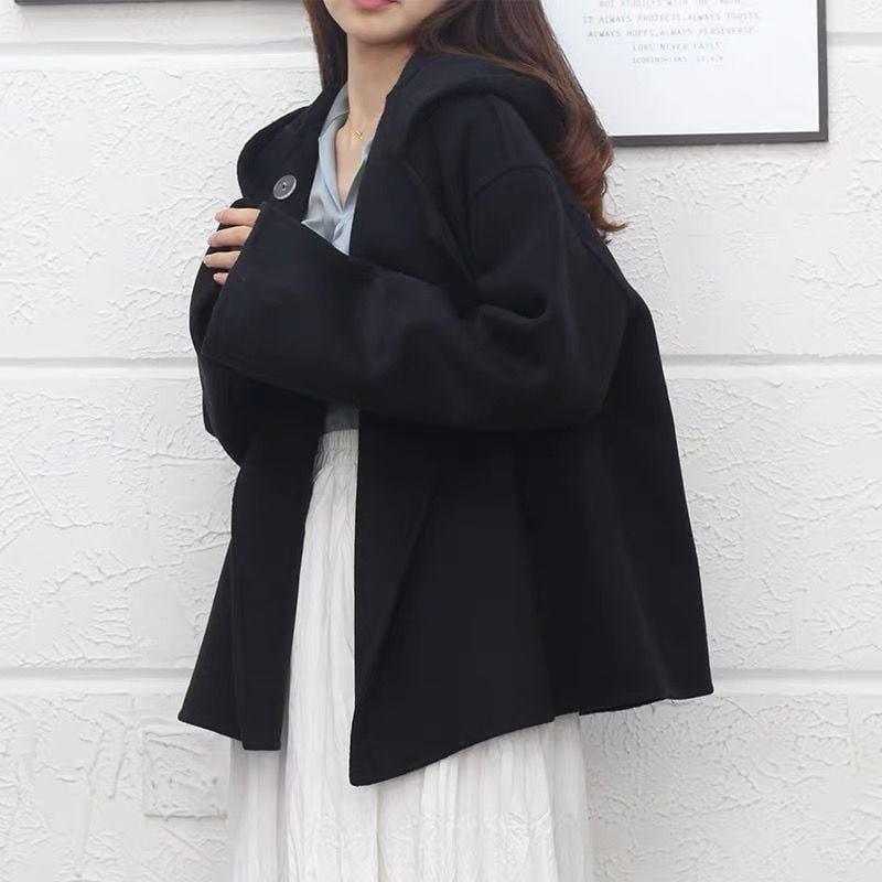 Дамско палто с качулка от Chenille, свободен силует, къс модел, ръкави 5/8