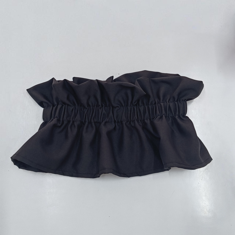 Levehető gallér fodorral, csíkos poliészter, vintage stílus, gyártási szám 1224242, 2025 tavasz.