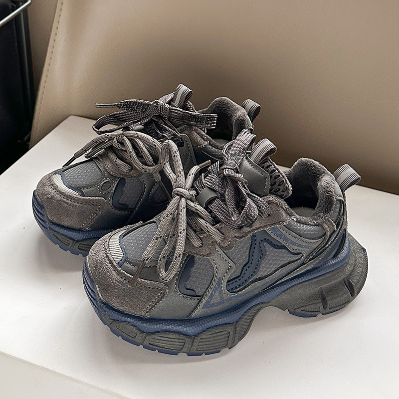 Dječje tenisice u stilu Dad Shoes s flis podstavom, prednje vezivanje, gornji dio od sinteticke kože, gumeni potplat, uzrast 4–16 godina