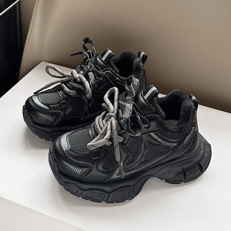 Dječje tenisice u stilu Dad Shoes s flis podstavom, prednje vezivanje, gornji dio od sinteticke kože, gumeni potplat, uzrast 4–16 godina
