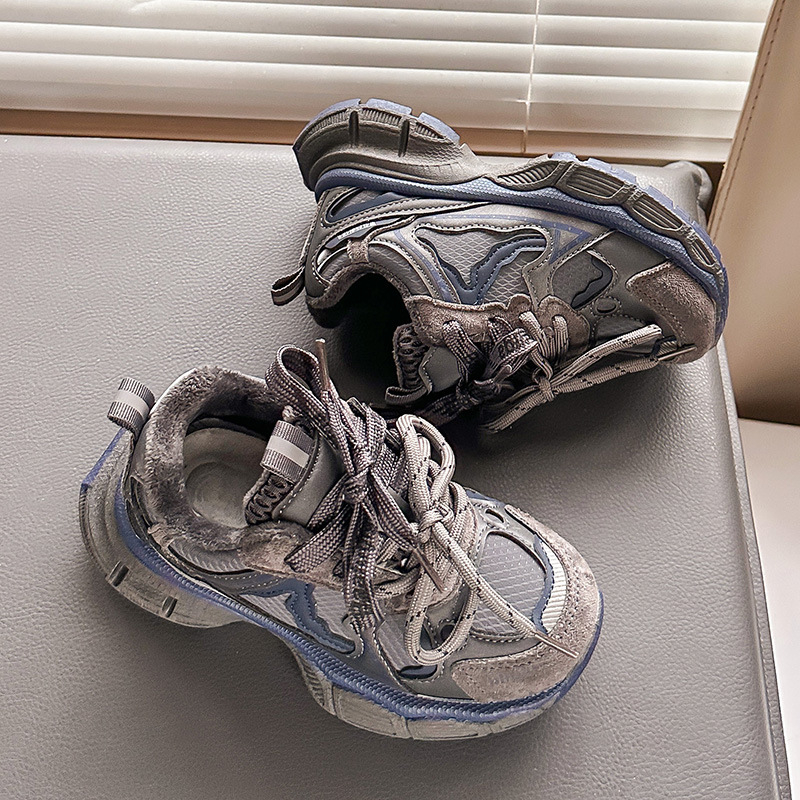 Dječje tenisice u stilu Dad Shoes s flis podstavom, prednje vezivanje, gornji dio od sinteticke kože, gumeni potplat, uzrast 4–16 godina
