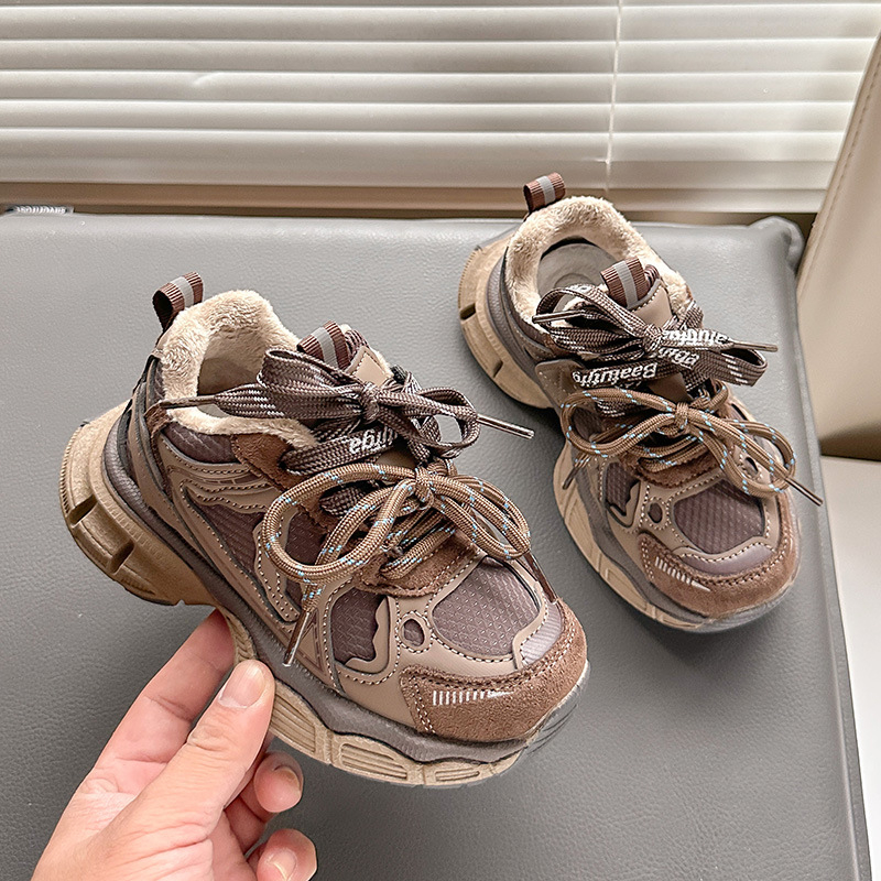 Dječje tenisice u stilu Dad Shoes s flis podstavom, prednje vezivanje, gornji dio od sinteticke kože, gumeni potplat, uzrast 4–16 godina