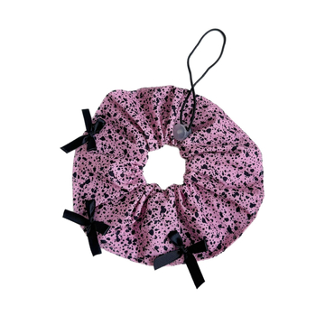 Υφασμάτινο φουλάρι-μπιμπ για γάτες και σκύλους | Σχέδιο με καρδιά, χρωματικά μπλοκ και πουά | Χαλαστό στυλ (Υλικό: ύφασμα; Κατηγορία: Ρούχα κατοικίδιων)