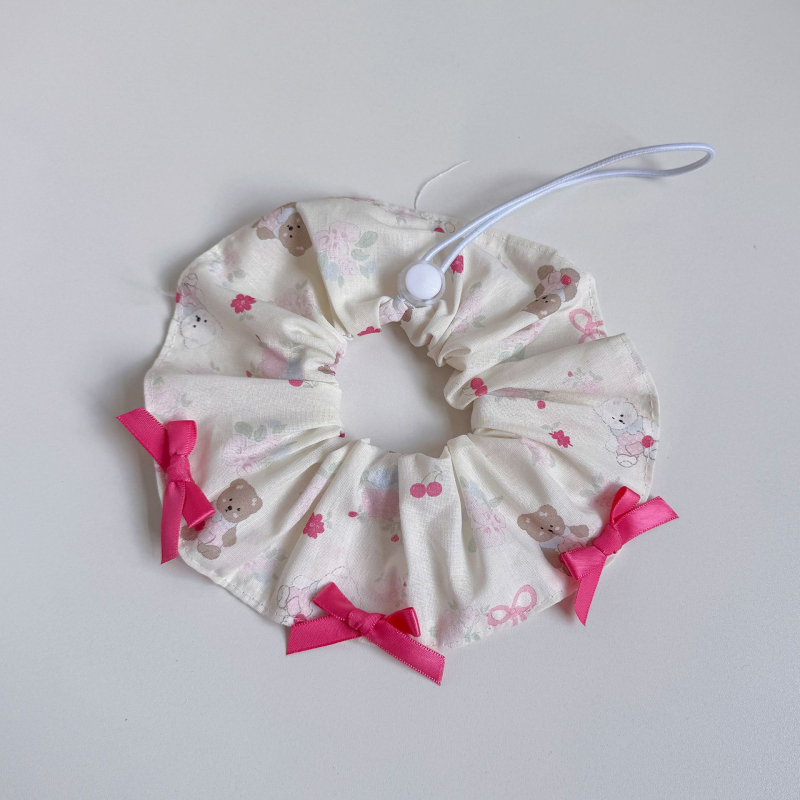 Υφασμάτινο φουλάρι-μπιμπ για γάτες και σκύλους | Σχέδιο με καρδιά, χρωματικά μπλοκ και πουά | Χαλαστό στυλ (Υλικό: ύφασμα; Κατηγορία: Ρούχα κατοικίδιων)