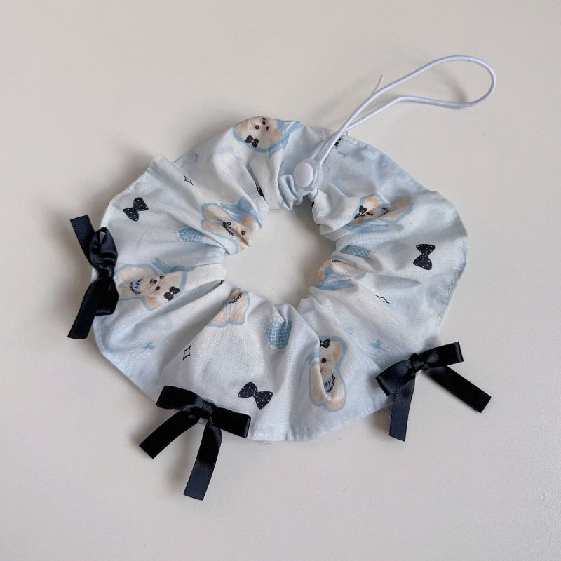 Υφασμάτινο φουλάρι-μπιμπ για γάτες και σκύλους | Σχέδιο με καρδιά, χρωματικά μπλοκ και πουά | Χαλαστό στυλ (Υλικό: ύφασμα; Κατηγορία: Ρούχα κατοικίδιων)